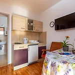 Gasthuis Rovinj City Studios 3*